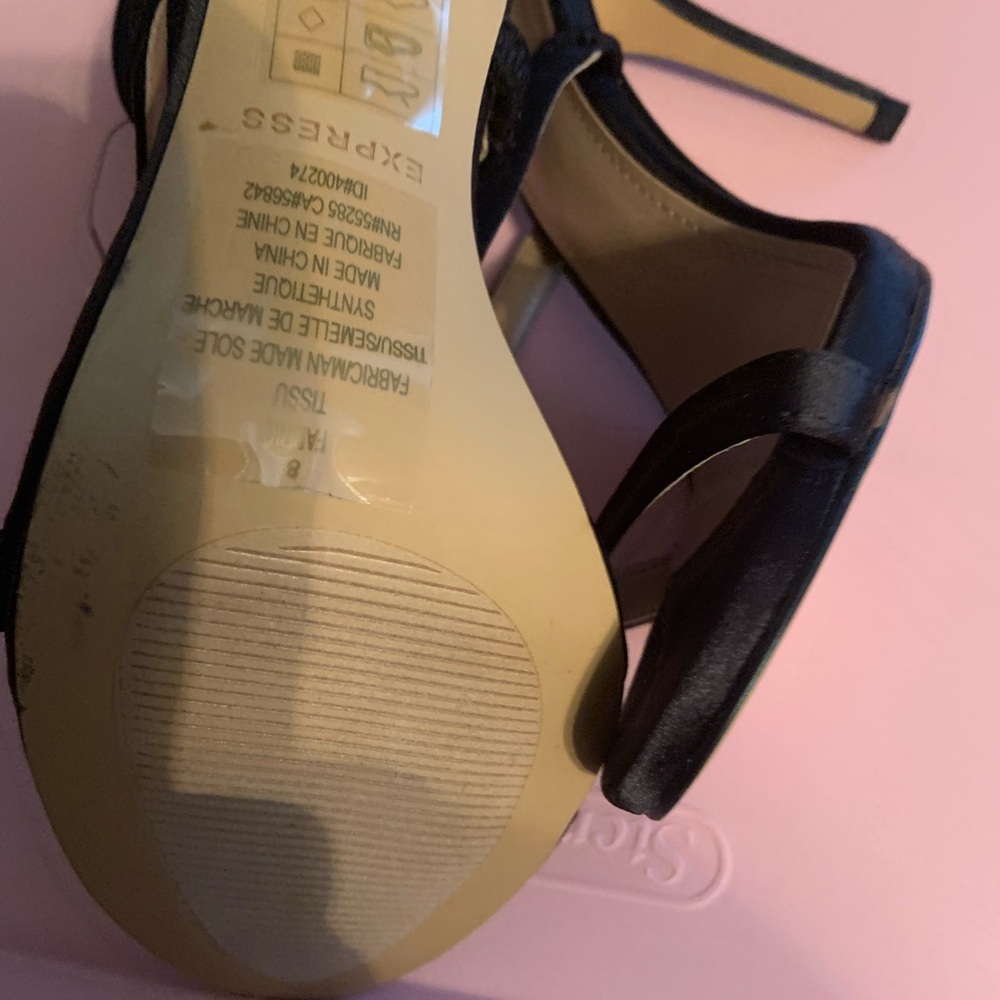 Express Elegant Black Strappy Heels - Picture 6 of 8